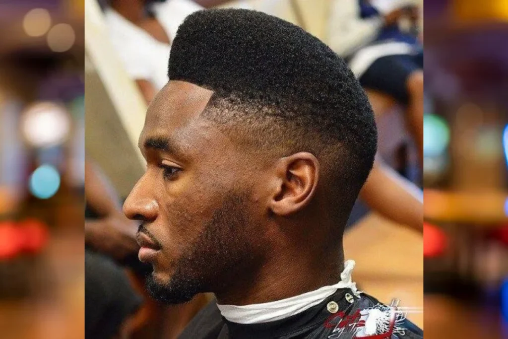 corte masculino pompadour em Fios crespos