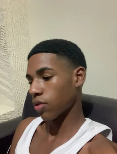 corte de cabelo curto americano