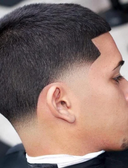 corte de cabelo curto americano