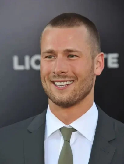 Corte de cabelo curto Militar Tradicional