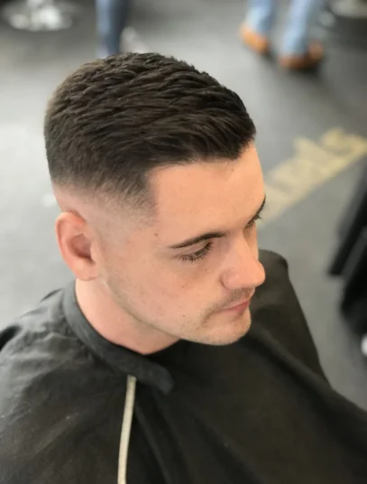 cortes de cabelo curto topete baixo