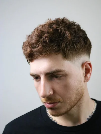 Cortes de cabelo ondulado masculino: 38 inspirações, dicas e cuidados 28 cortes de cabelo ondulado masculino