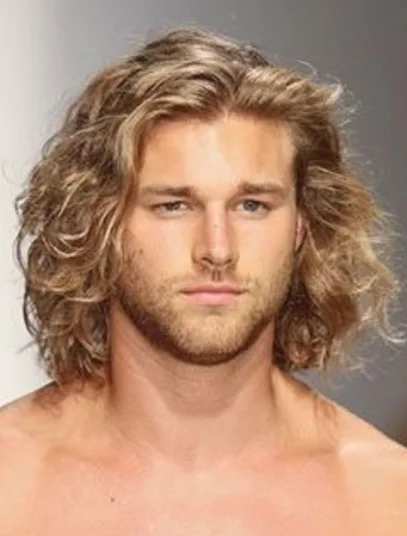 Cortes de cabelo ondulado masculino: 38 inspirações, dicas e cuidados 14 cortes de cabelo ondulado masculino