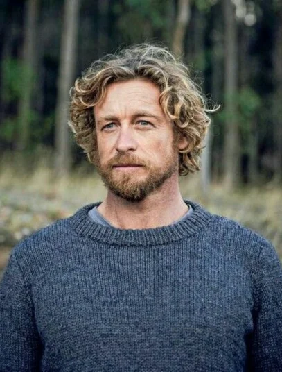 Cortes de cabelo ondulado masculino: 38 inspirações, dicas e cuidados 13 cortes de cabelo ondulado masculino