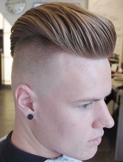 corte de cabelo masculino pompadour 24