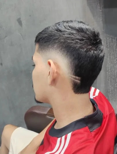 corte de cabelo masculino moicano 13