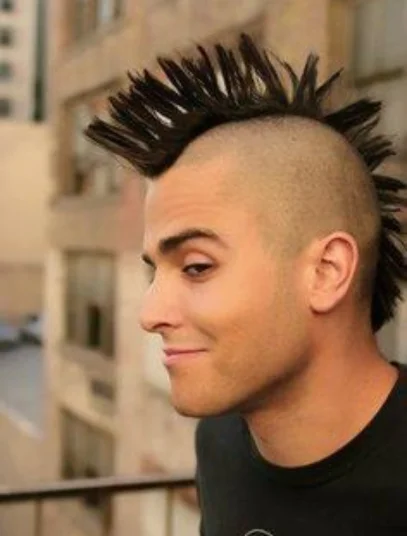 corte de cabelo masculino moicano 24