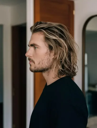 corte de cabelo surfista masculino 10
