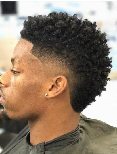 corte de cabelo masculino crespo moicano 3